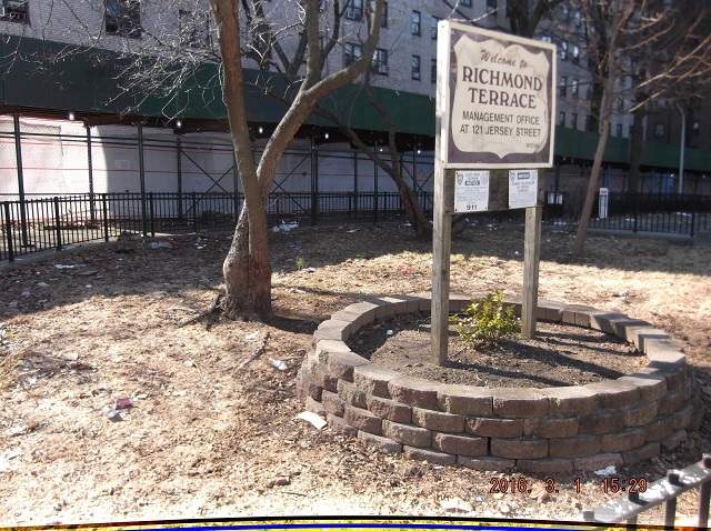 The NYCHA And Organized Crime Want This Development Kept Filthy!!