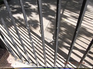 AHA, THE THUGS HAVE A CHAIN WEAPON WAITING FOR A VICTIM TO HIT WITH IT AT THIS NOTORIOUS BUILDING!!